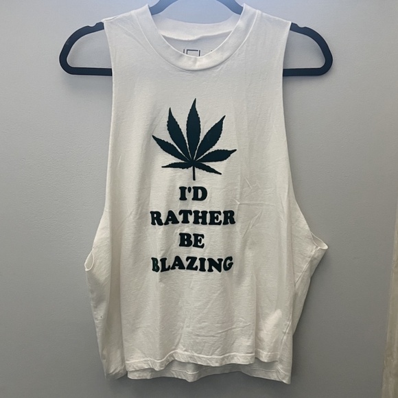 NEU OVERSIZED VINTAGE GRAPHIC PRINT TANK TOP, SIZE SMALL, WHITE/GREEN - Picture 1 of 7